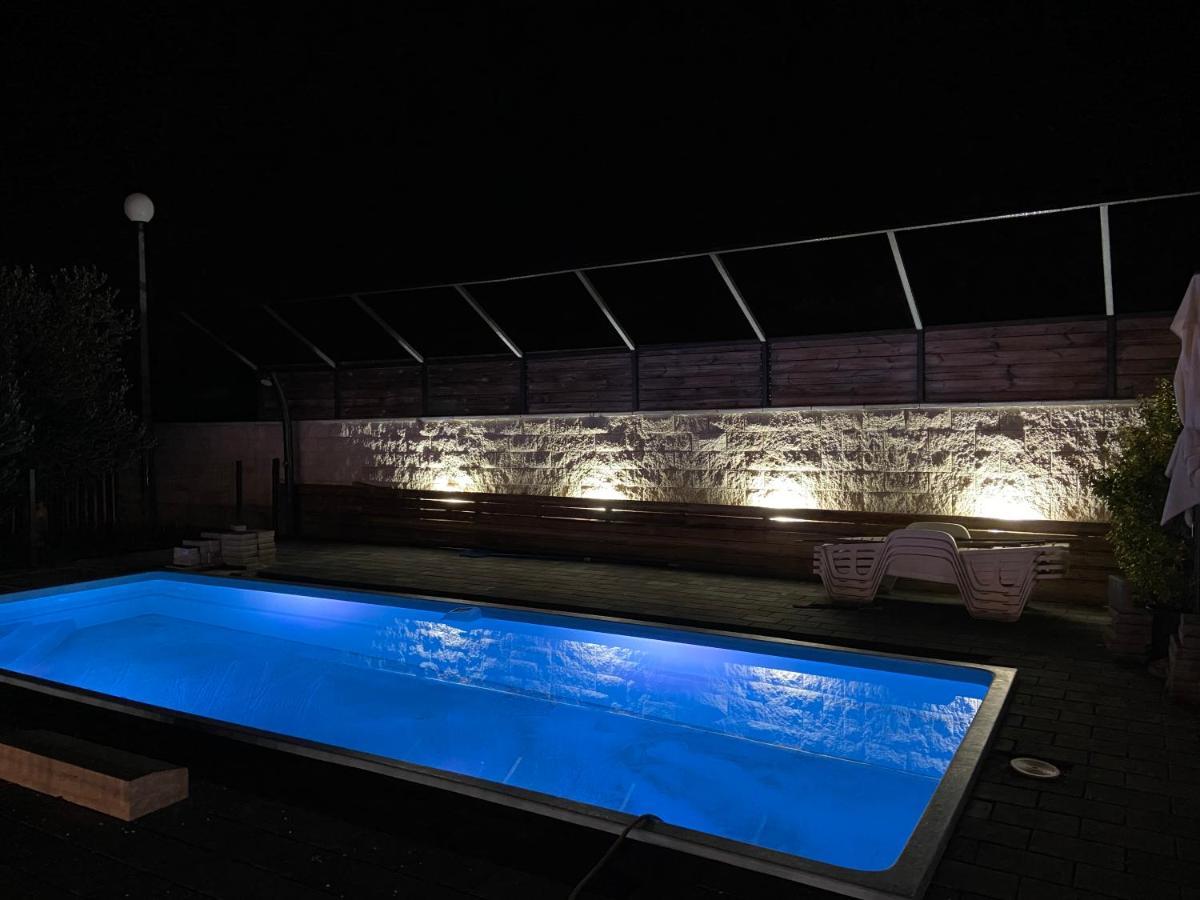 Kamp Tonci Hotell Biograd Na Moru Exteriör bild