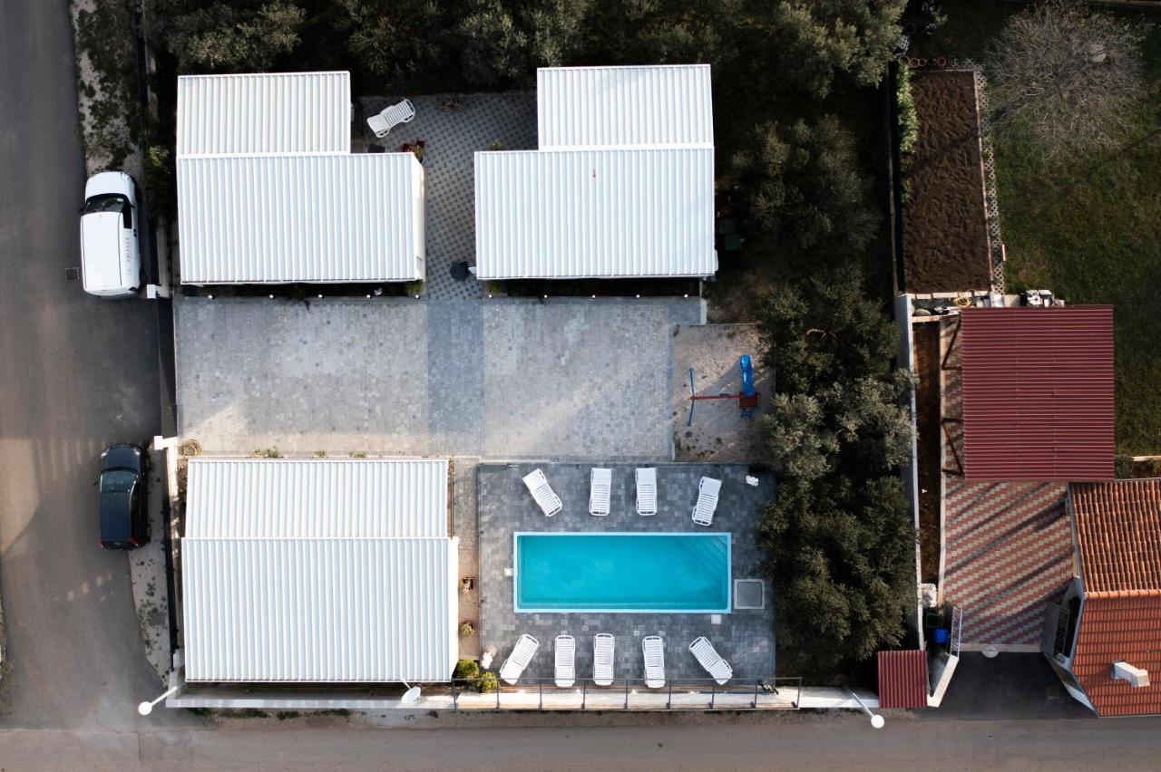 Kamp Tonci Hotell Biograd Na Moru Exteriör bild
