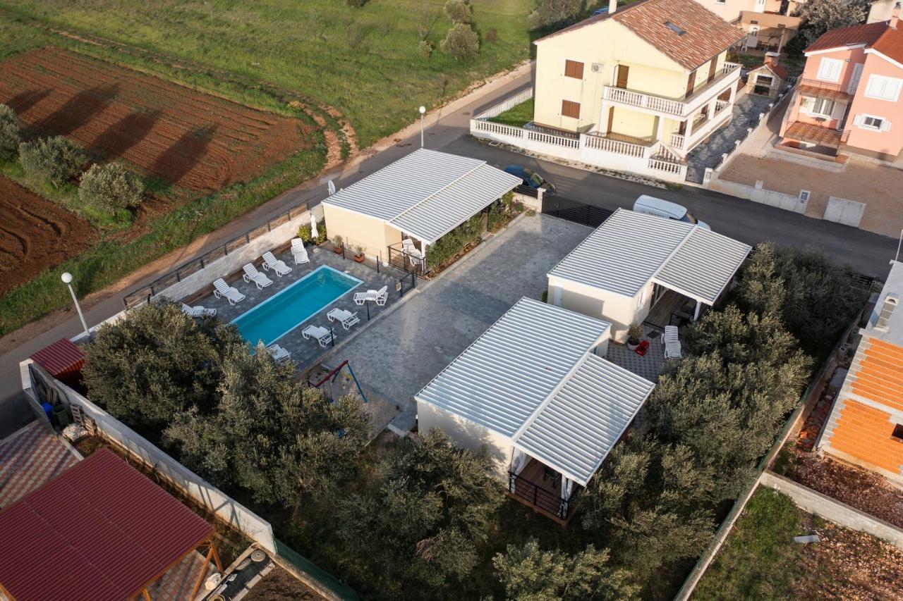 Kamp Tonci Hotell Biograd Na Moru Exteriör bild